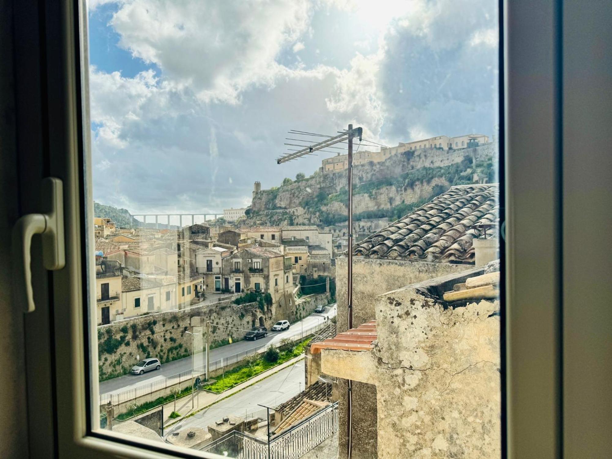 La Casa D'Ila Villa Modica Bagian luar foto